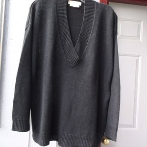 Michael KORS Black Big V Sweater ONE Size